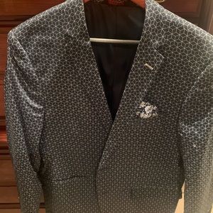 New Italian Men’s Sports Coat 42R beautiful and oh so stylish.🇮🇹🇮🇹🇮🇹